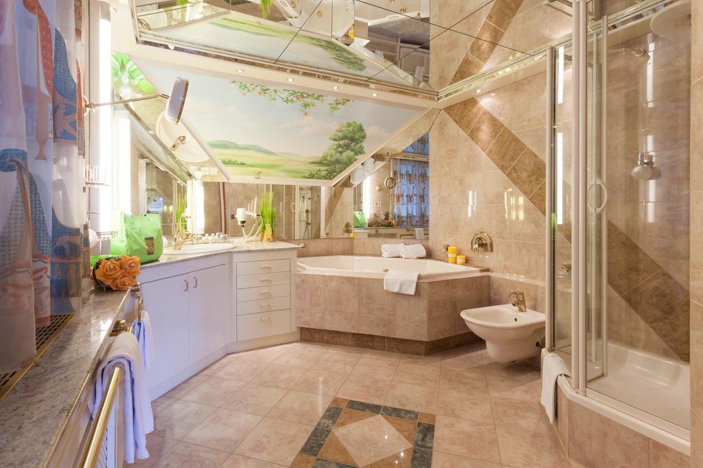 Villa Katharina Penthouse Wohnung Віллінген Номер фото