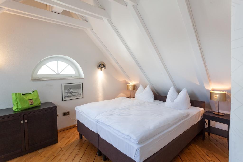 Villa Katharina Penthouse Wohnung Віллінген Номер фото